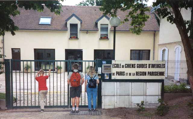 guide dog school